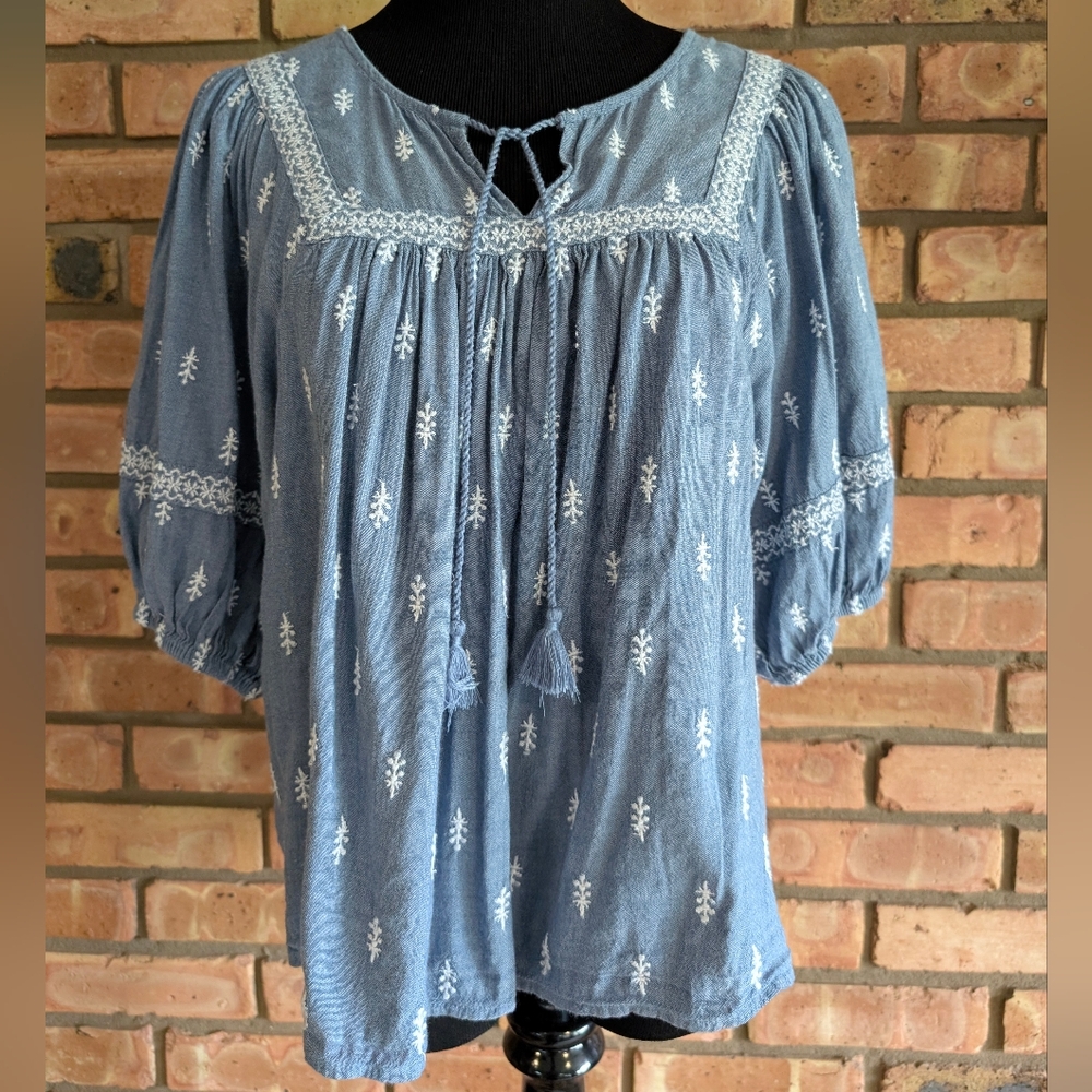 Old Navy Embroidered Peasant Top - Chambray Blue - Picture 2 of 8